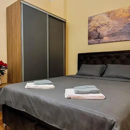 Alma Panonia Apartments- Old Town דירה *