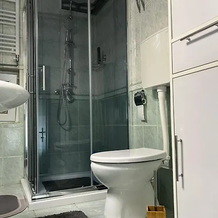 Alma Panonia Apartments- Old Town דירה